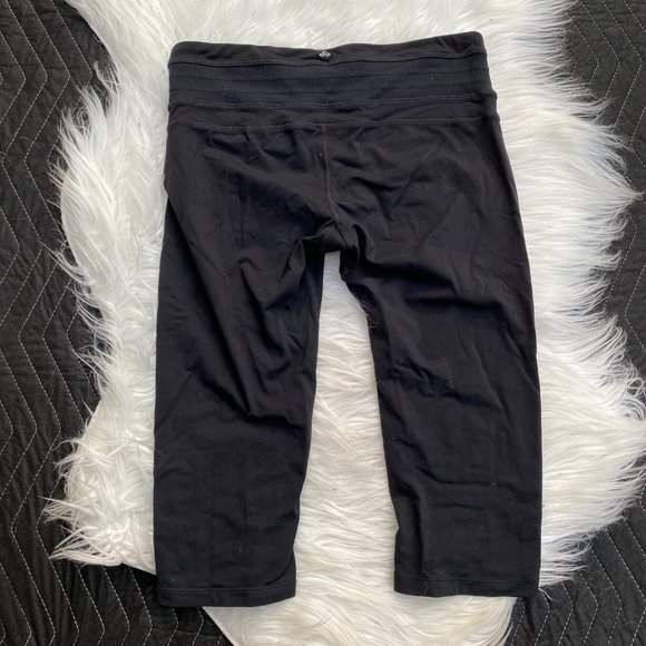 prAna Olympia Knicker Capri Legging Black - Picture 3 of 5